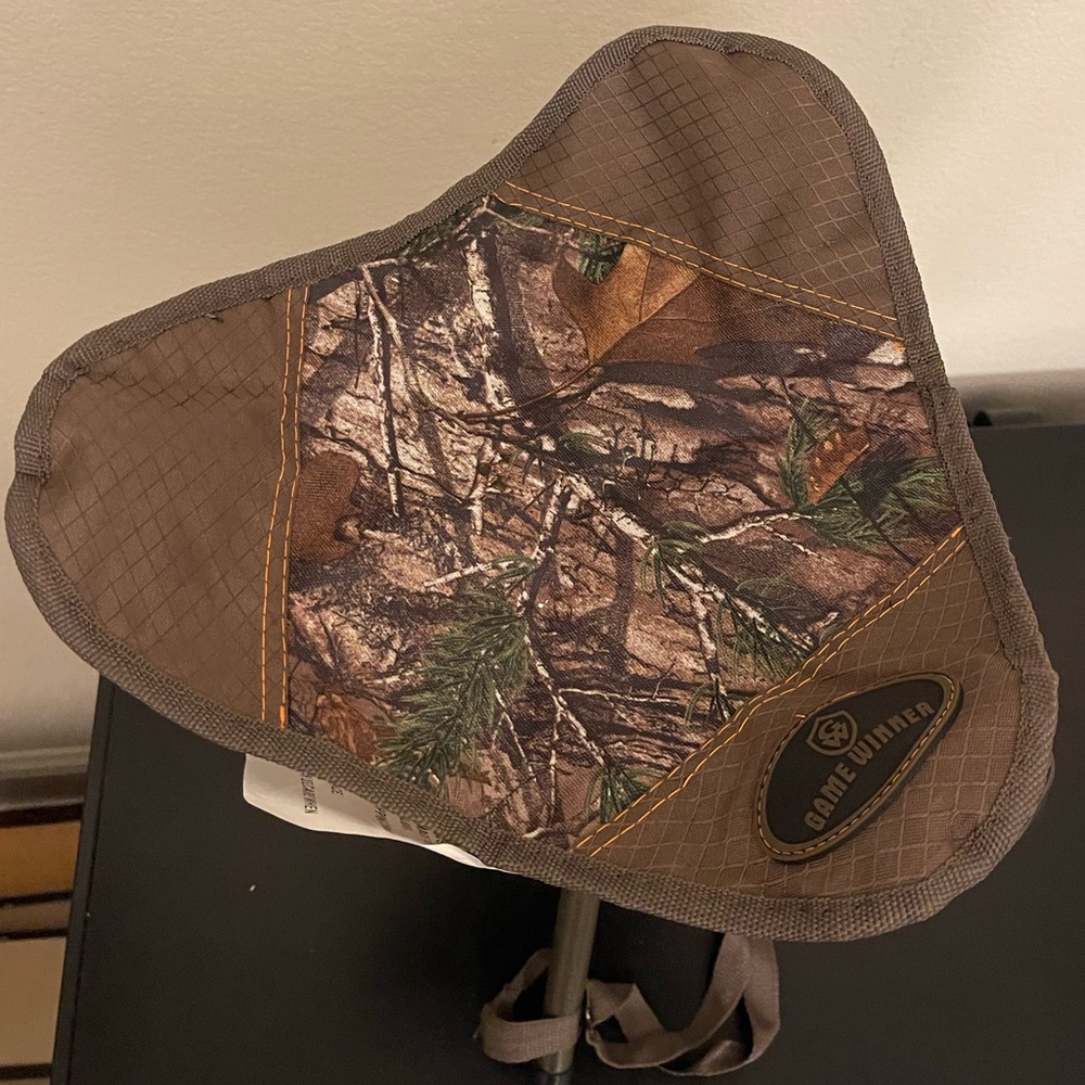 Tripod stool - Picture 4 of 7